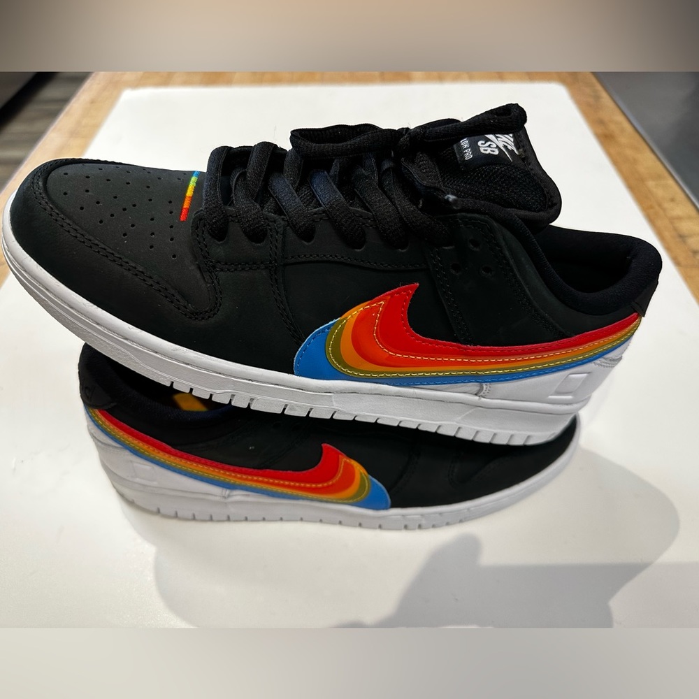 Nike SB Polaroid new just tried on and they are to narrow for my foot